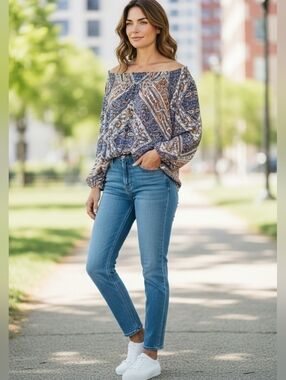 Daniel Rainn Boho Paisley Print Tie-Sleeve Blouse – Size Medium